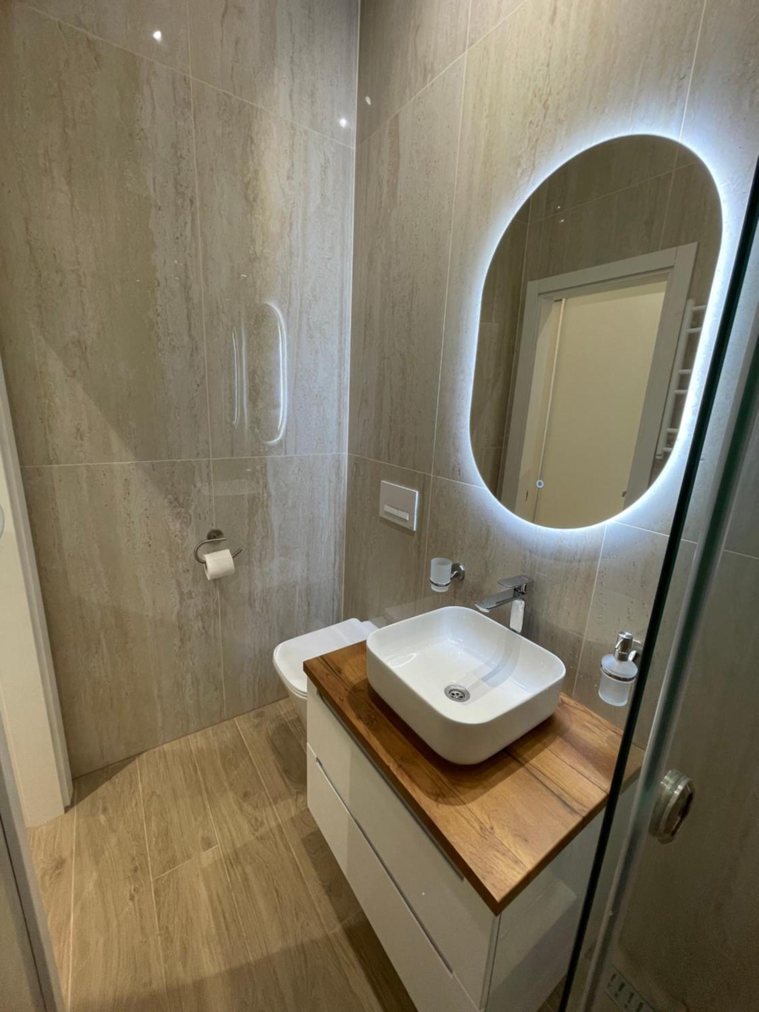 Тиктора, 3 Центр Apartamento Lviv Exterior foto
