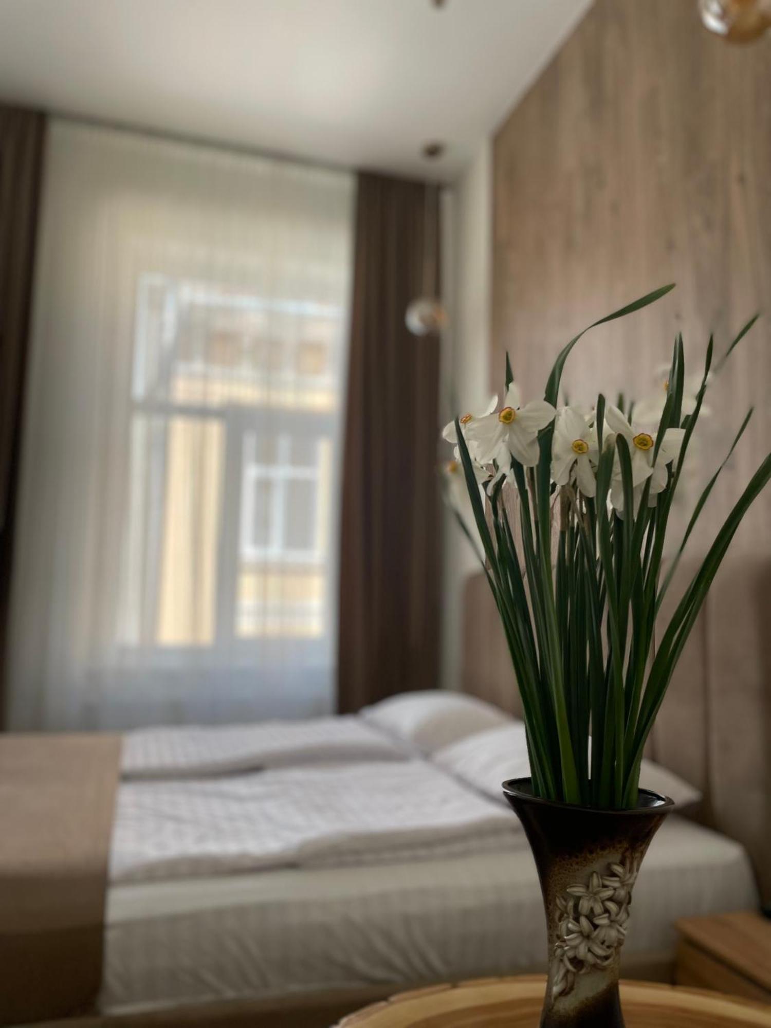 Тиктора, 3 Центр Apartamento Lviv Exterior foto